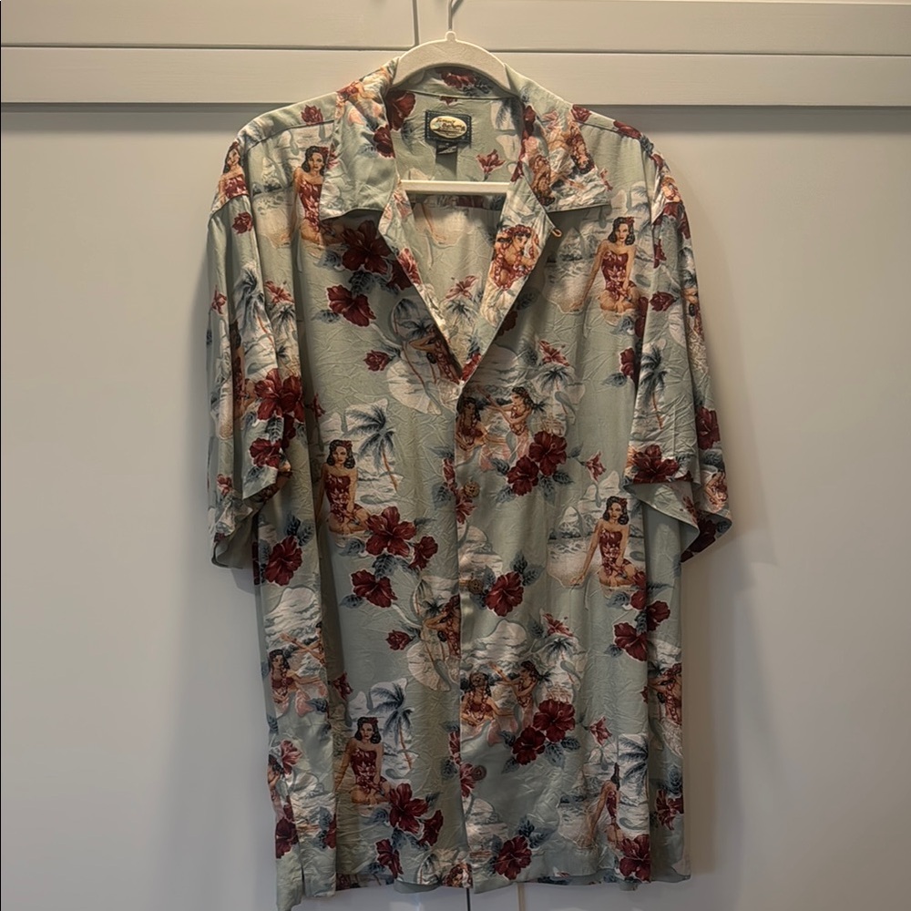 Tommy Bahama Hawaiian Shirt